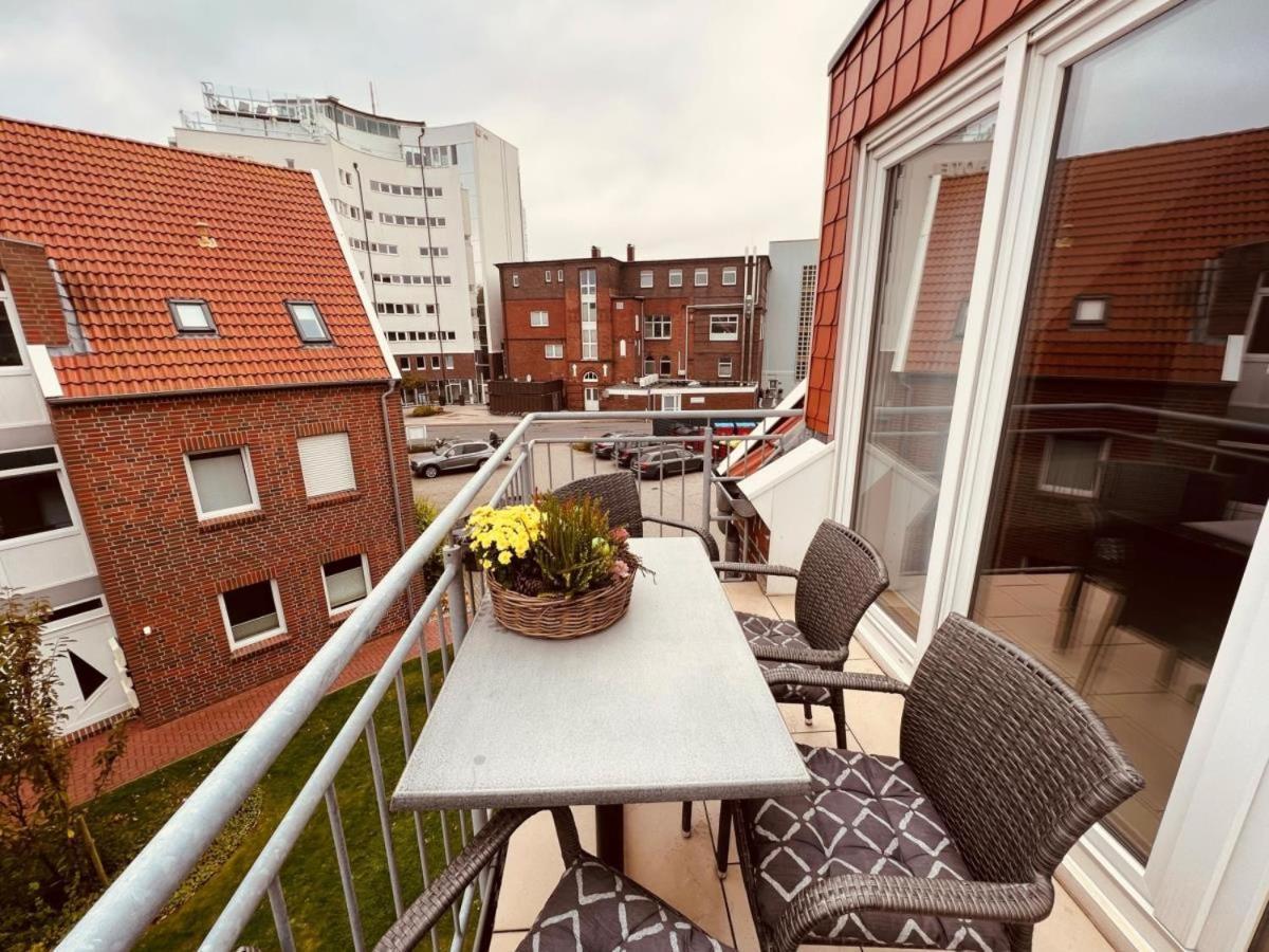 Ferienwohnung Hafenblick - Wunderbare Erholung Am Hafen Norddeich  Ngoại thất bức ảnh