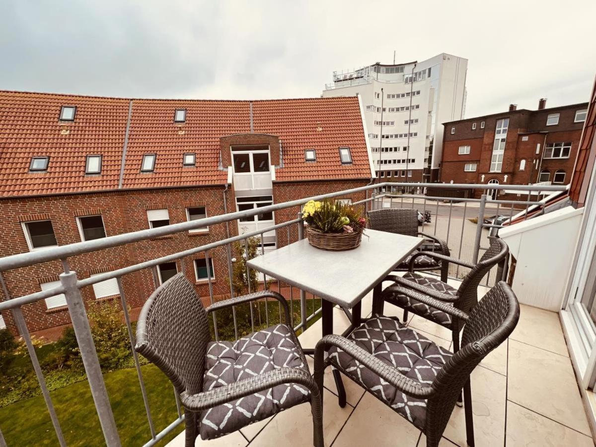 Ferienwohnung Hafenblick - Wunderbare Erholung Am Hafen Norddeich  Ngoại thất bức ảnh