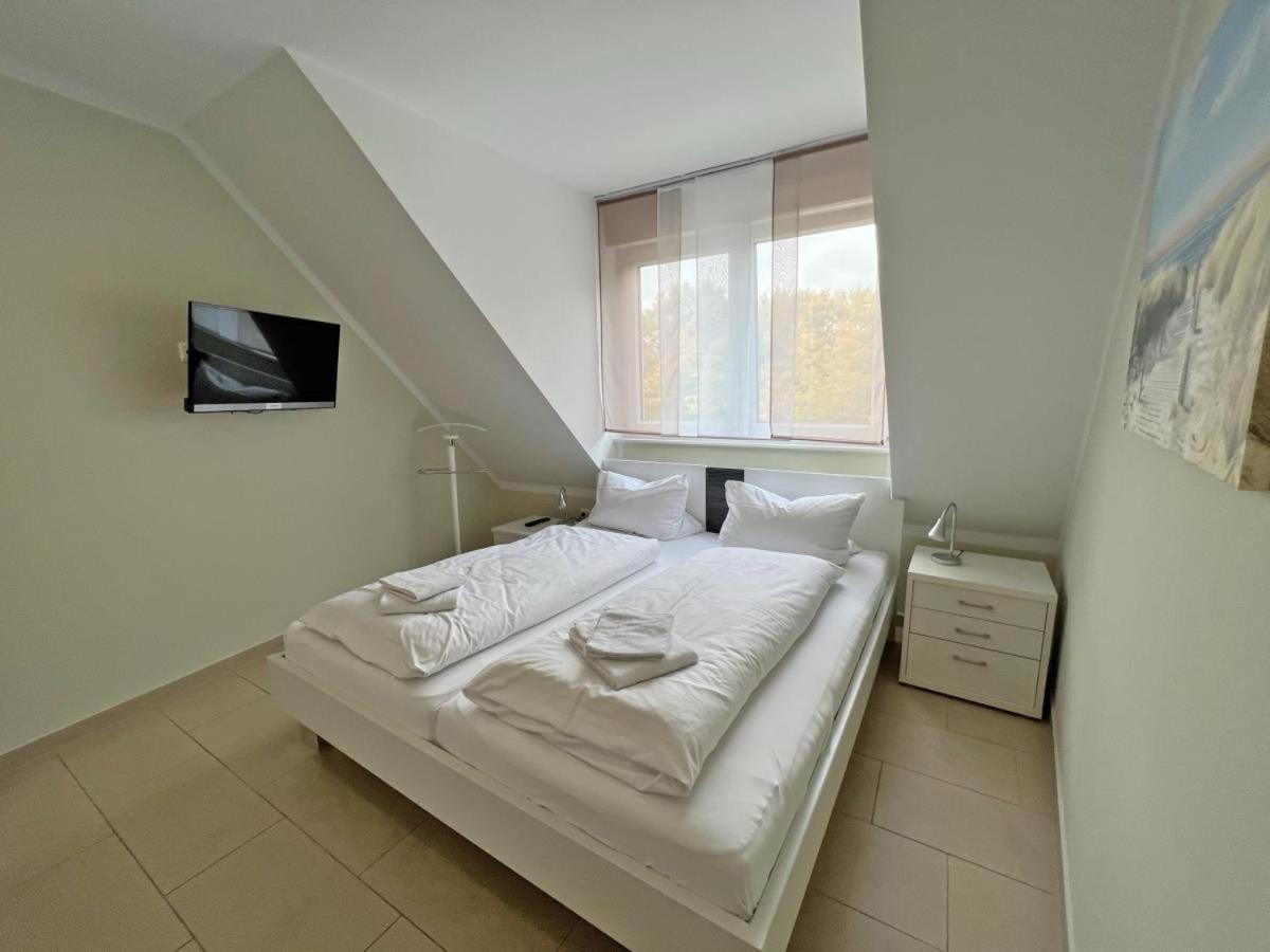Ferienwohnung Hafenblick - Wunderbare Erholung Am Hafen Norddeich  Ngoại thất bức ảnh